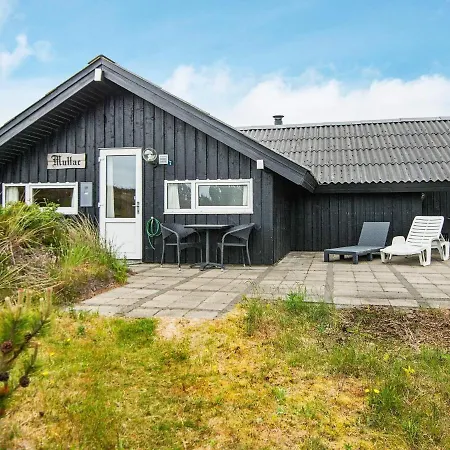 Holiday home Holiday Henne Xcv
